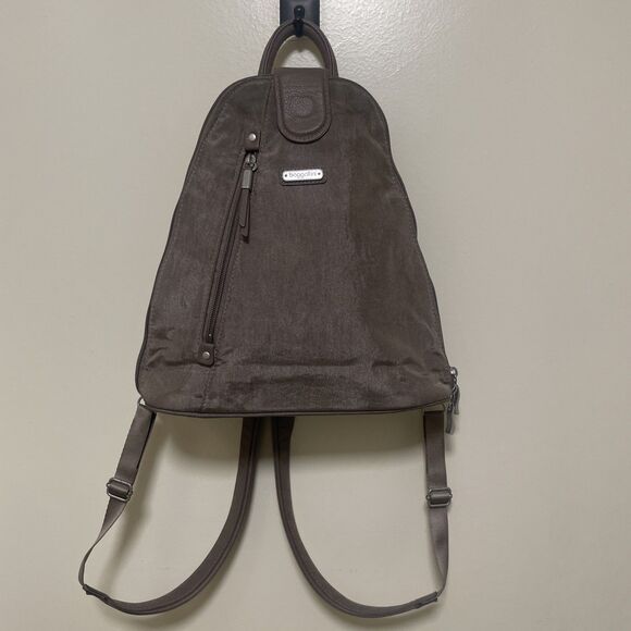 Baggallini Metro Backpack Brown Taupe Sterling shimmer Backpack Crossbody Bag - Picture 1 of 15
